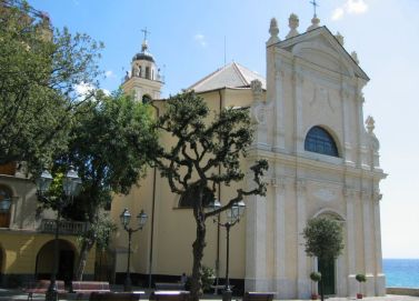 Iglesia de La Natividad de María –Parroquia de Bogliasco